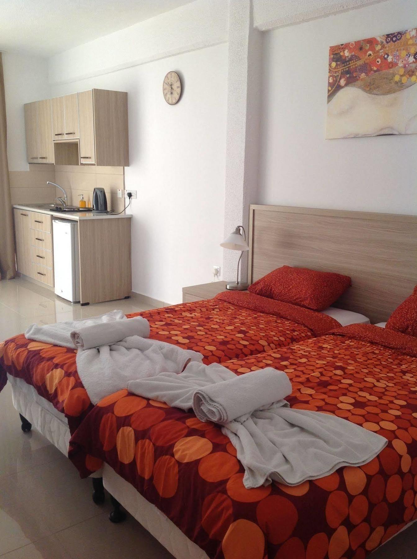 Efi Hotel Apts Ayia Napa Luaran gambar